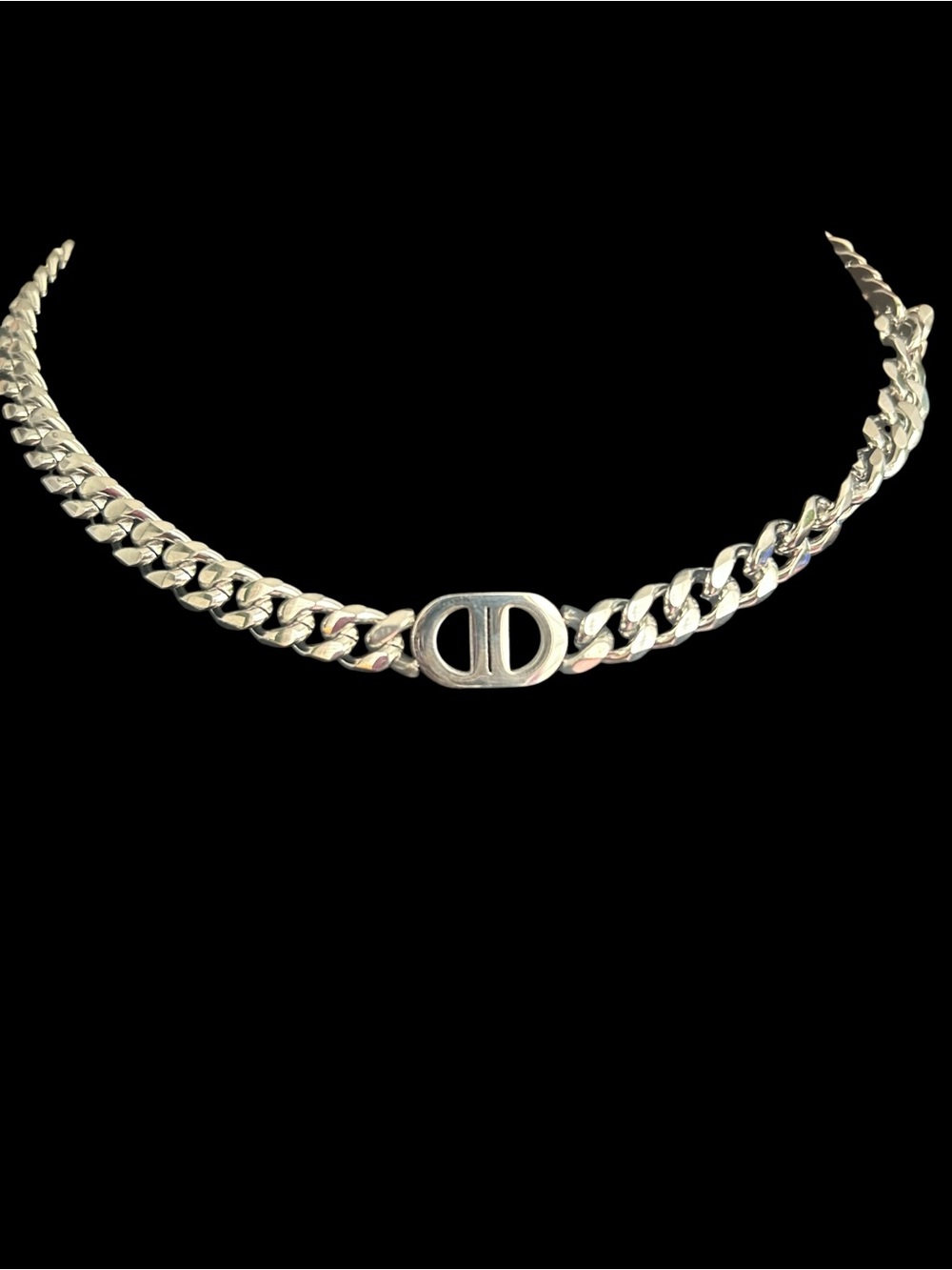 ChunkyDior  Silver Chain Necklace with Oval CD Motif-fashion jewelry